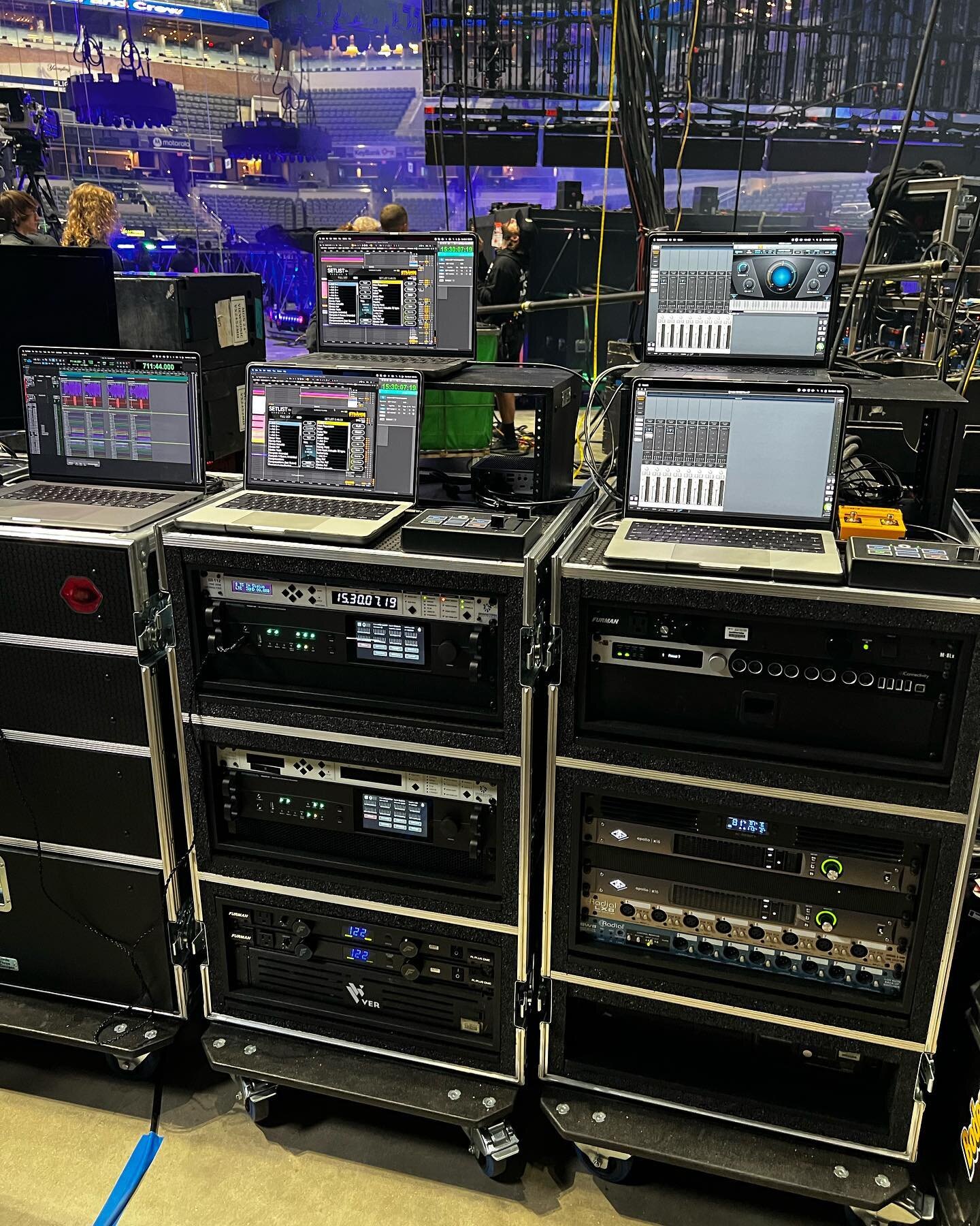 Spent the day with the @postmalone tour. I worked with @sweetwatersound to film Rig Tours with @willielinton on the playback rig we built for this tour. These videos will be super Neat.