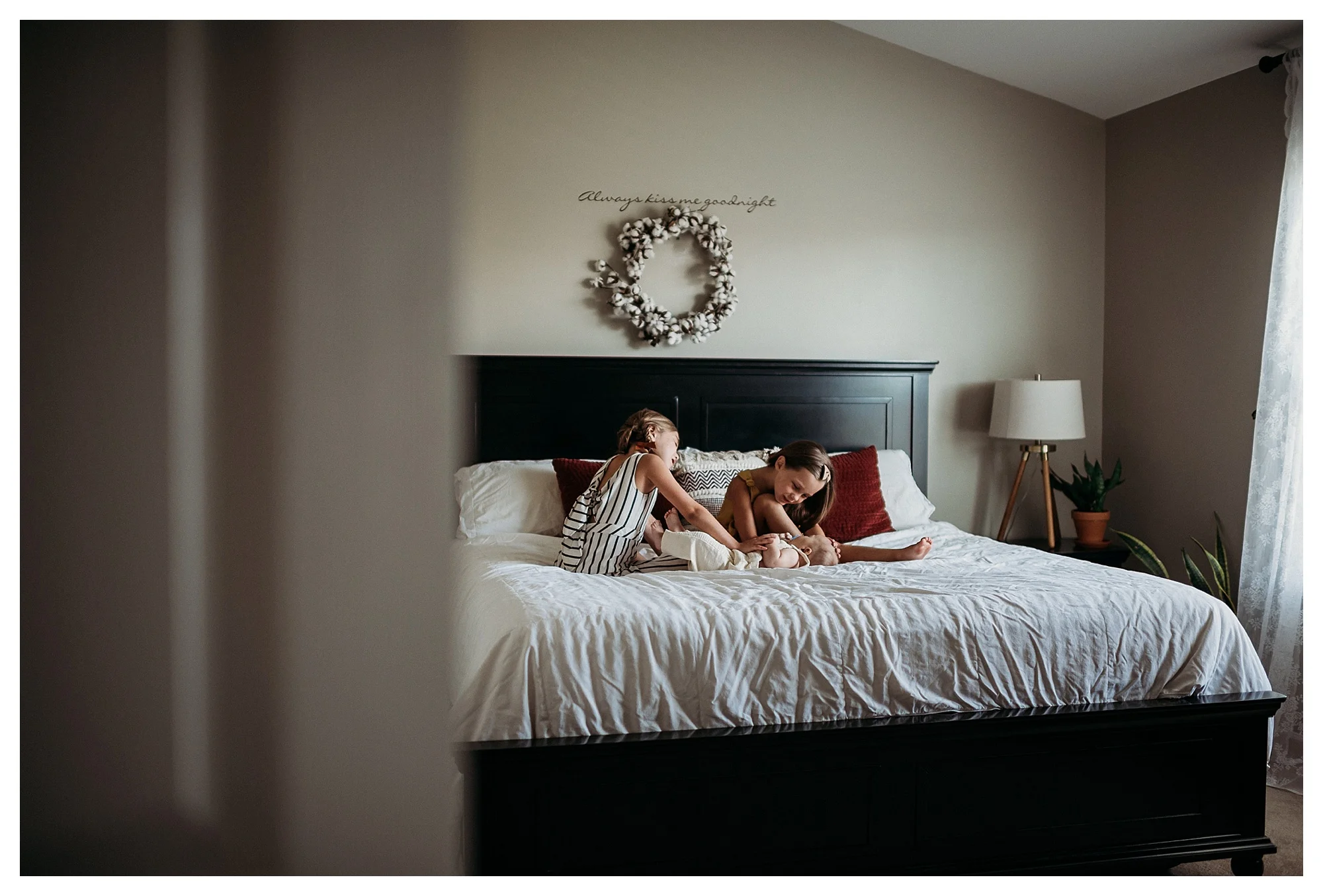 lake county newborn photographer, bella nicole photography, lifestyle, in home session, newborn photographer, child photographer, best family photographer, chicago photographer, family pictures, afforadable family photographer,
