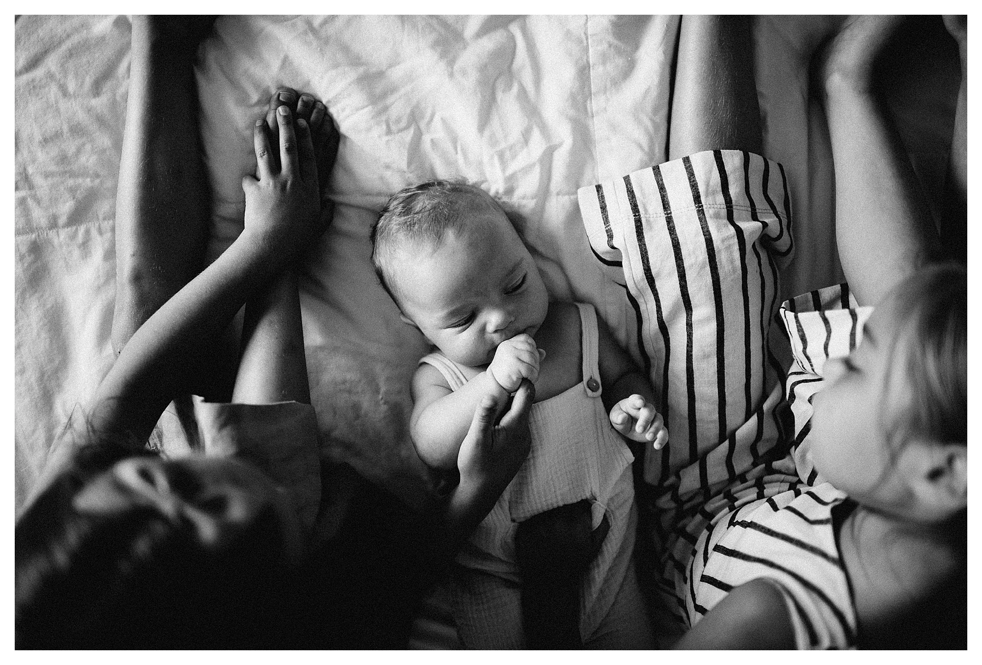 lake county newborn photographer, bella nicole photography, lifestyle, in home session, newborn photographer, child photographer, best family photographer, chicago photographer, family pictures, afforadable family photographer,