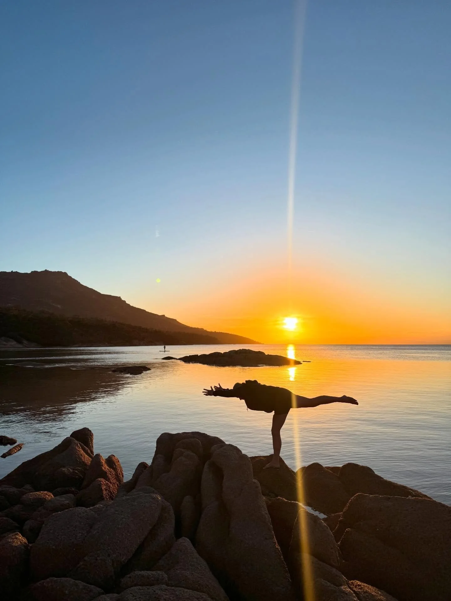 Yoga classes resume next week, Monday 2 February. Can&rsquo;t wait to see y&rsquo;all there. 🧡

Mondays 9:30am Kingston Beach Sailing Club 
Wednesdays 11am Kingston Beach Sailing Club
Sundays 4pm Blackmans Bay Hall

All levels welcome 
$25 + gst 
Pl