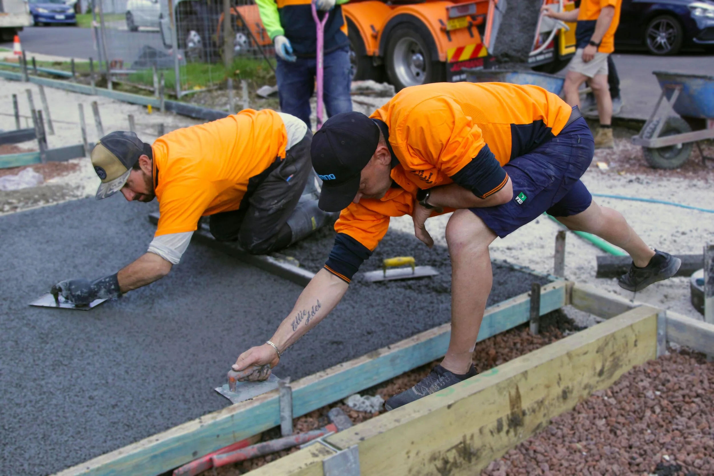 EXPERIENCED CONTRACTORS