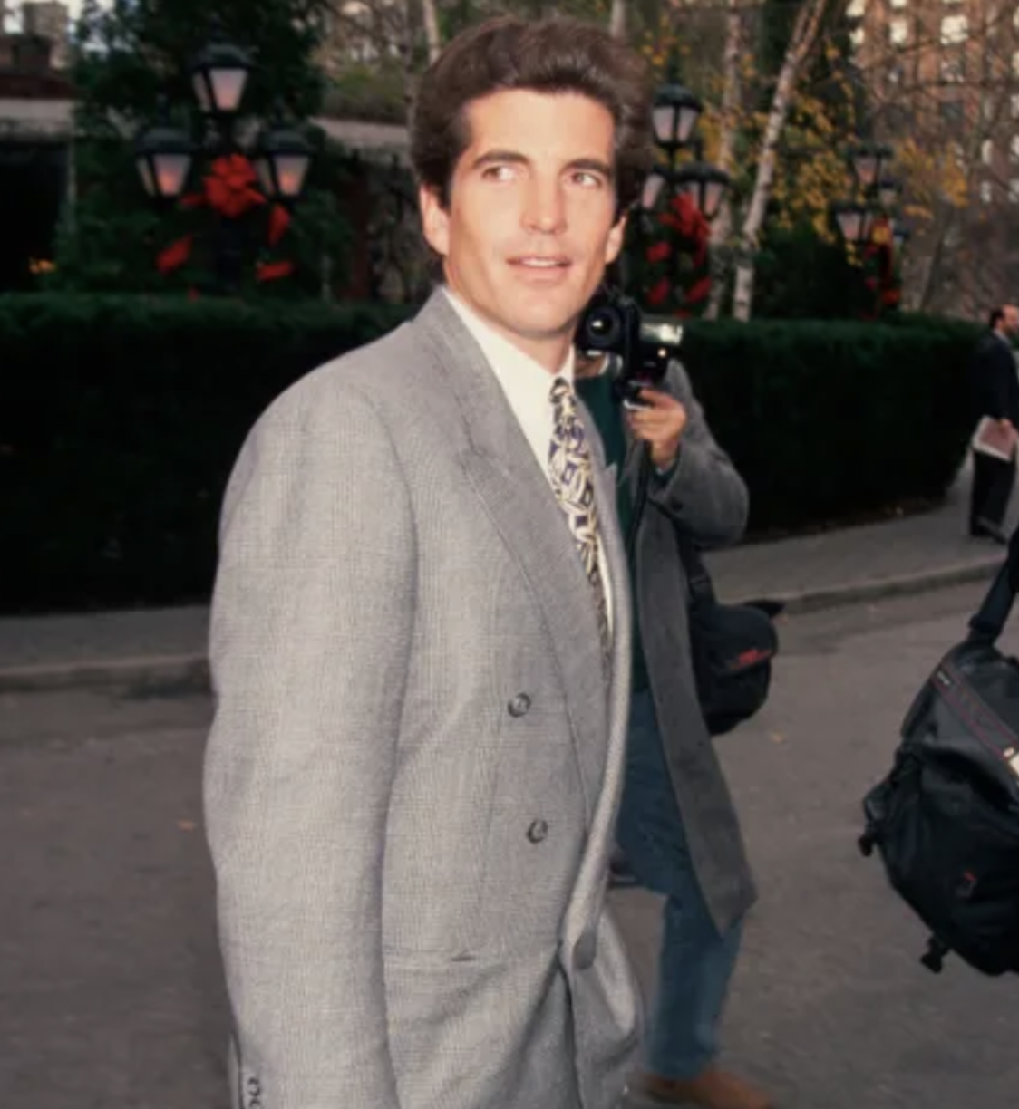 New York, NY, JFK Jr. Look-a-likes needed TODAY ($1500)
