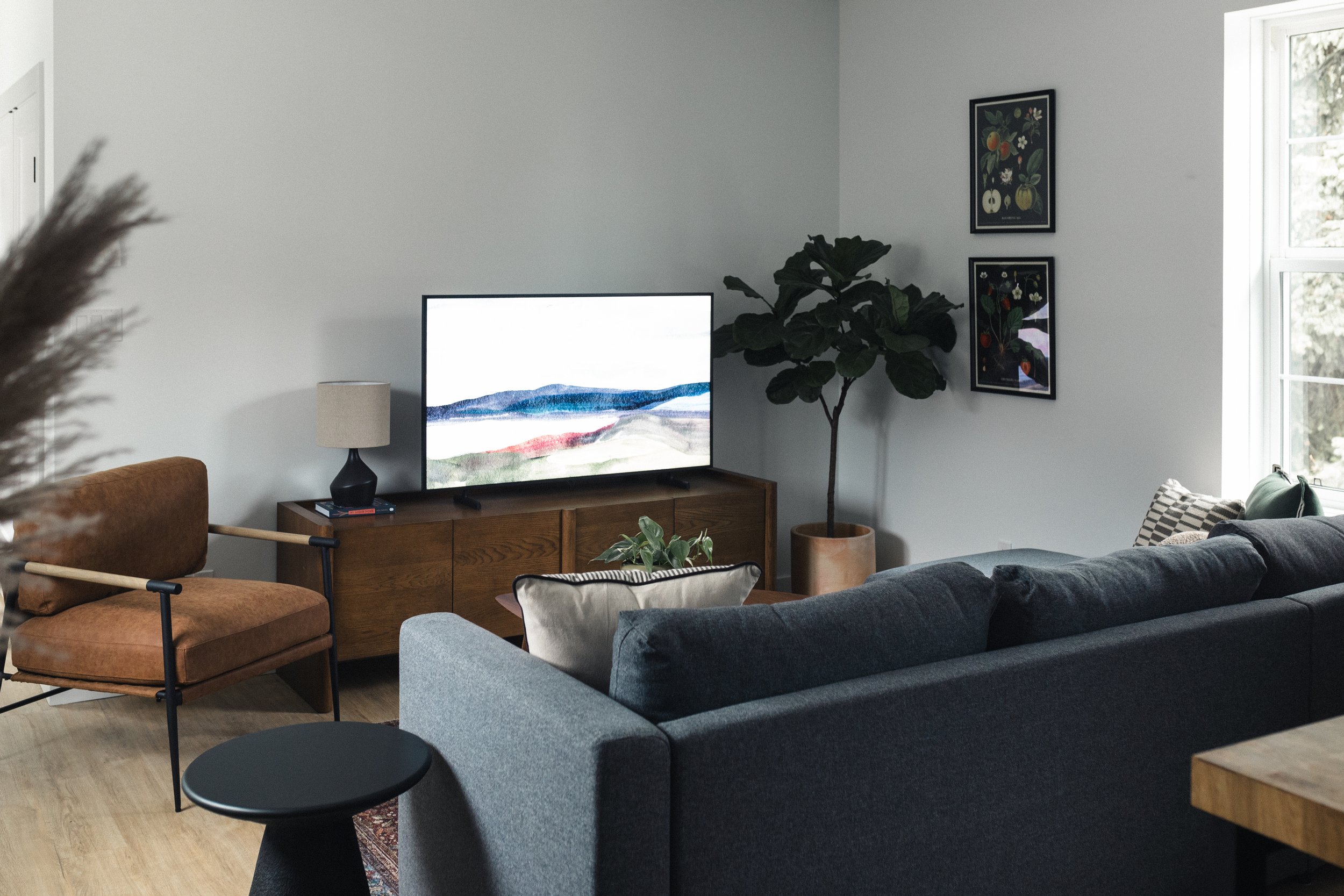 202 - Living Room.jpg