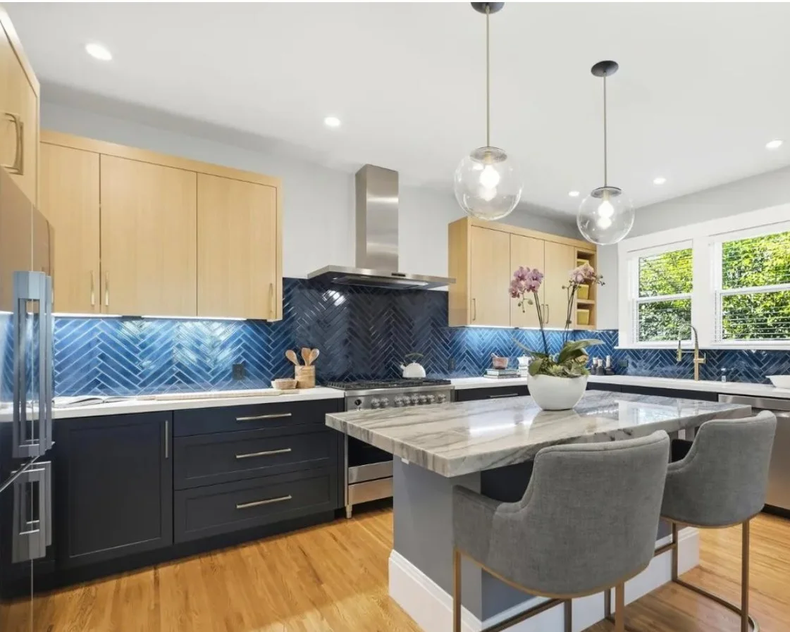 1Kitchen.jpg