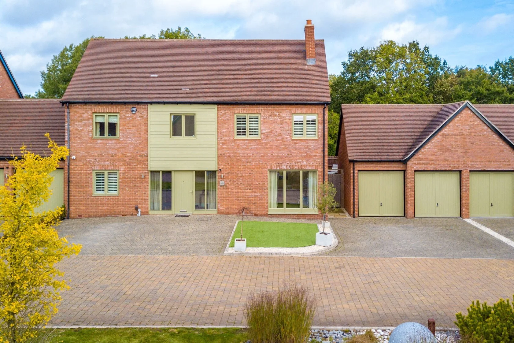 2 Broadacre 0004-copy.jpg