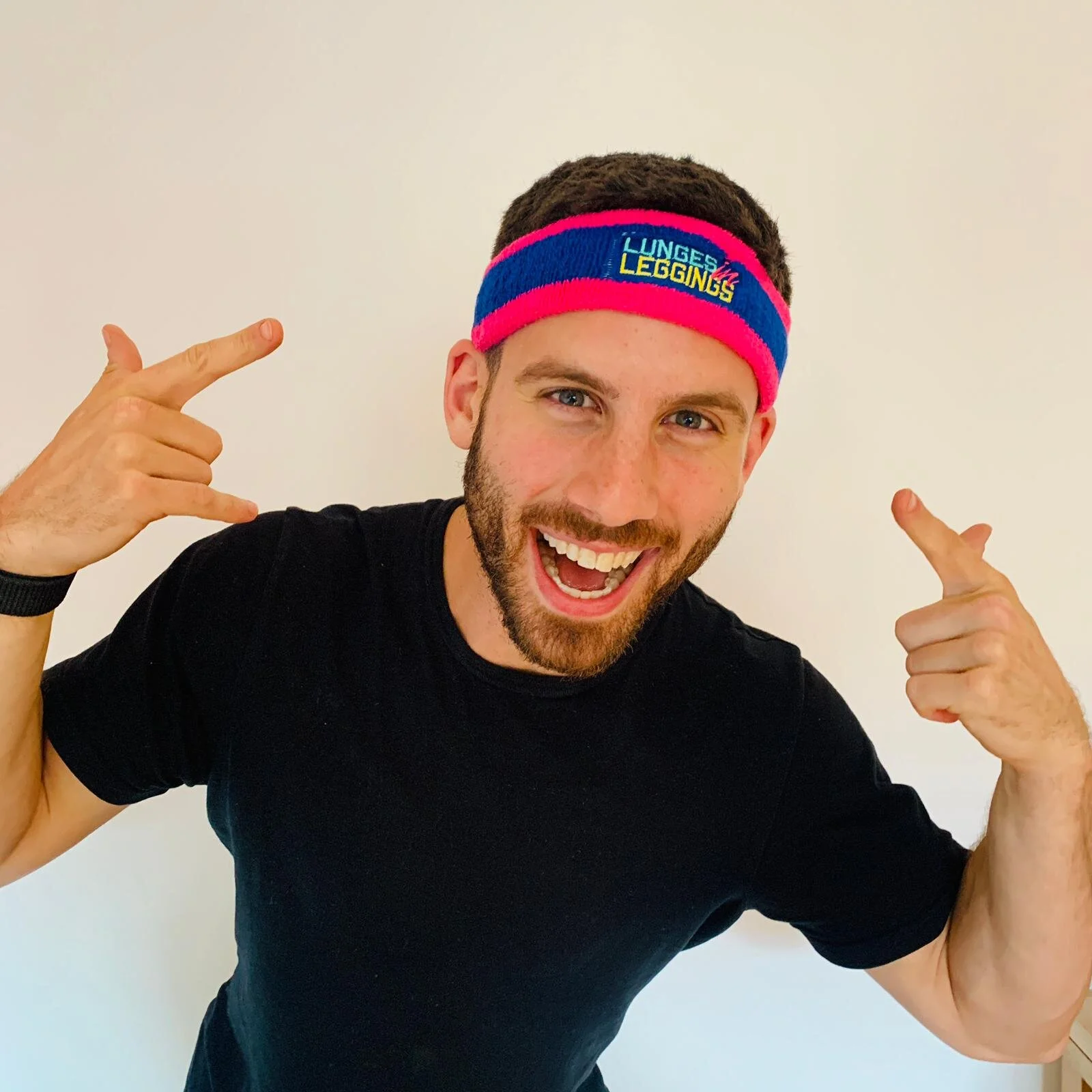 Lunges in Leggings Sweatband