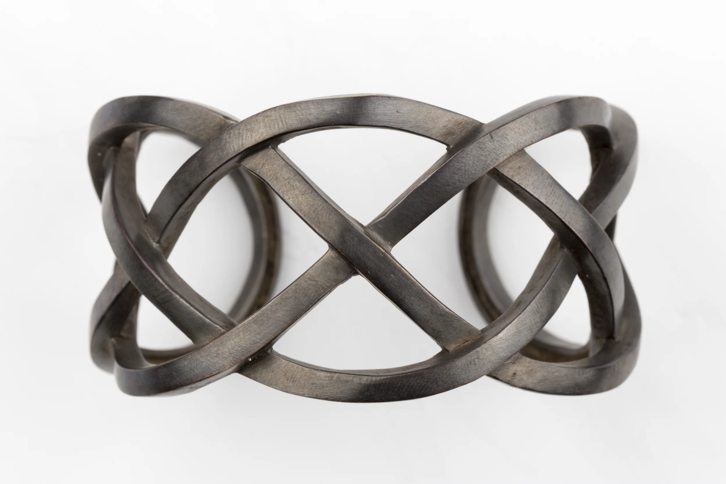 NAsfar_2016_KarenChekerdjian_IntrecciBracelet_030.jpg
