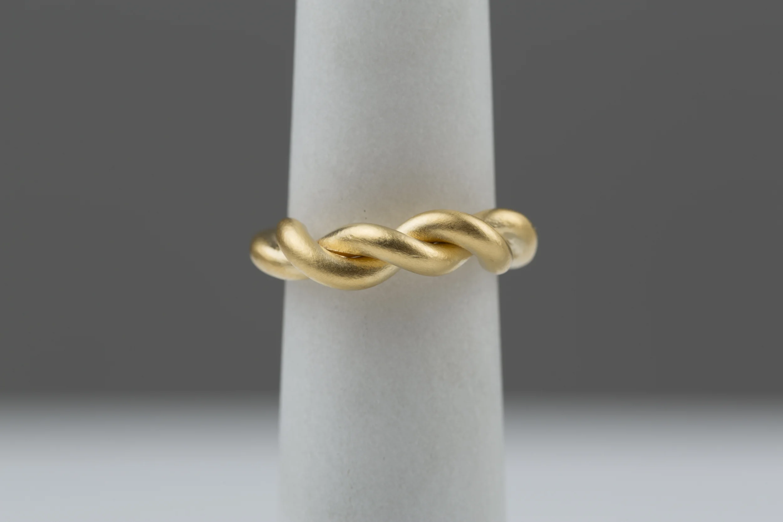 Intrecci Ring