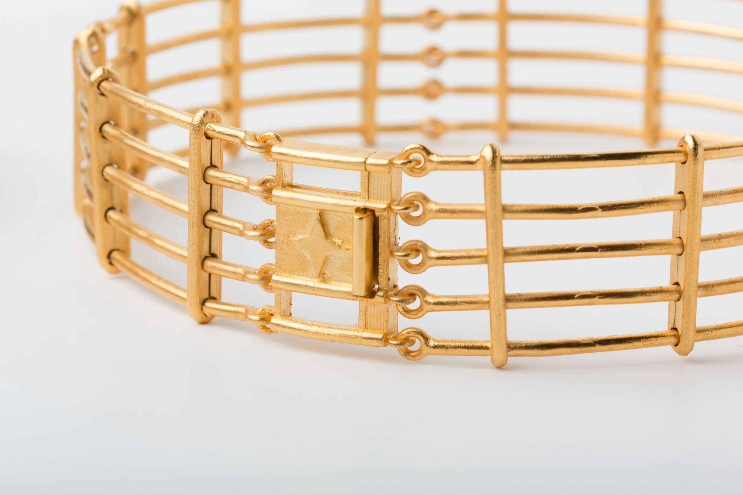 2016_2_KarenChekerdjian_Armor_Choker_(©)NadimAsfar.jpg