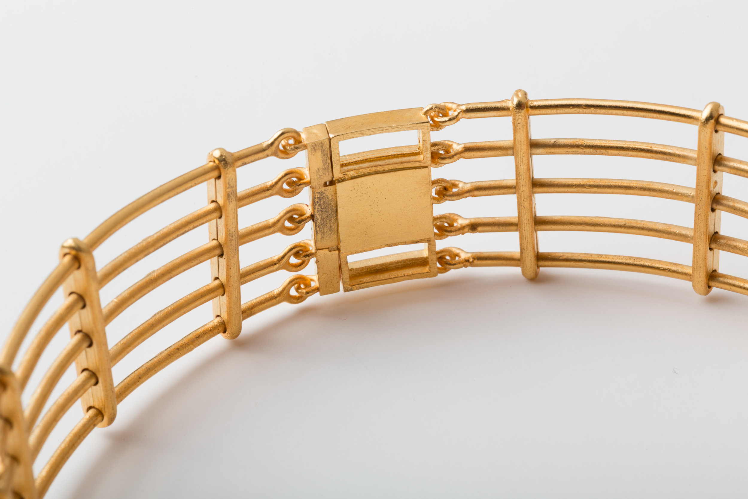 2016_4_KarenChekerdjian_Armor_Choker_(©)NadimAsfar.jpg