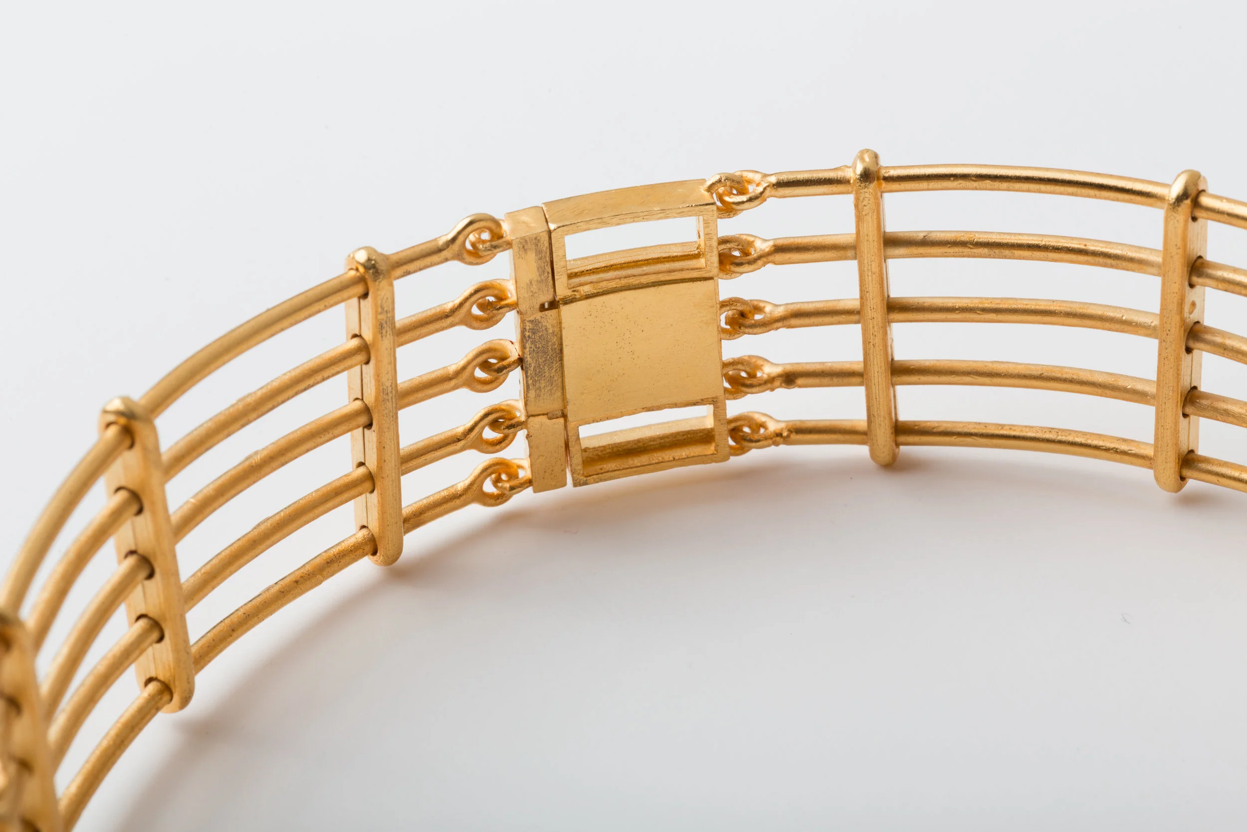2016_4_KarenChekerdjian_Armor_Choker_(©)NadimAsfar.jpg