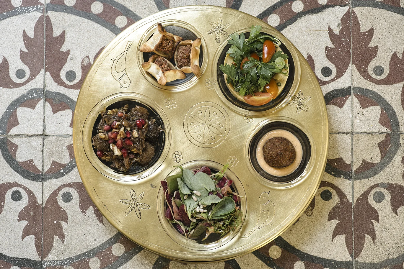 Custom Lunch Tray for Liza Beirut 