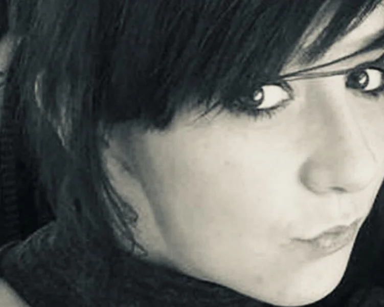 LAURA HUTESON, 21