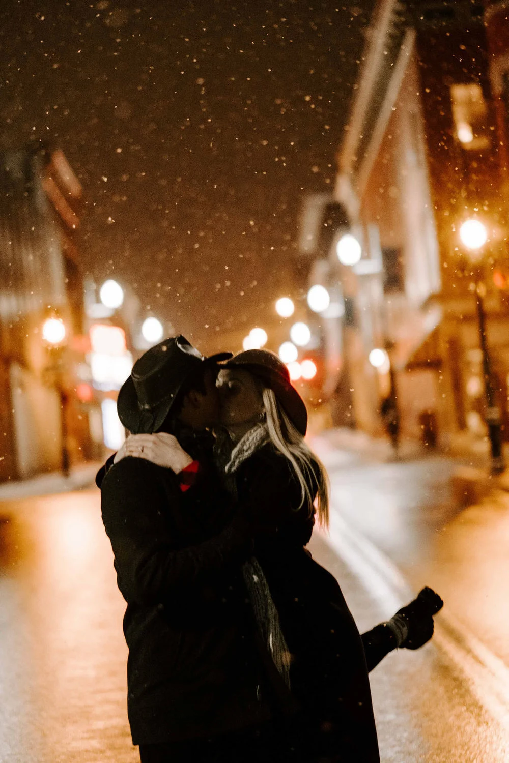 Couple kissing at the traffic lights Engagement Photography