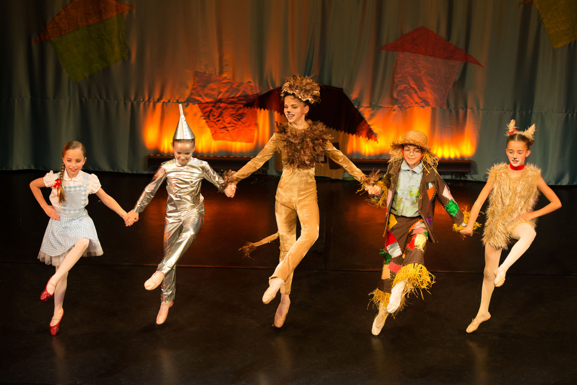2014_Wizard_of_Oz Ballet School London 9.jpg