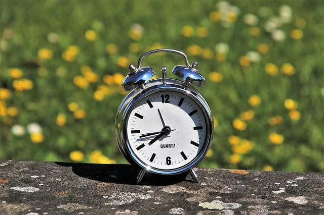 daylight-saving-time-3382879_640.jpg