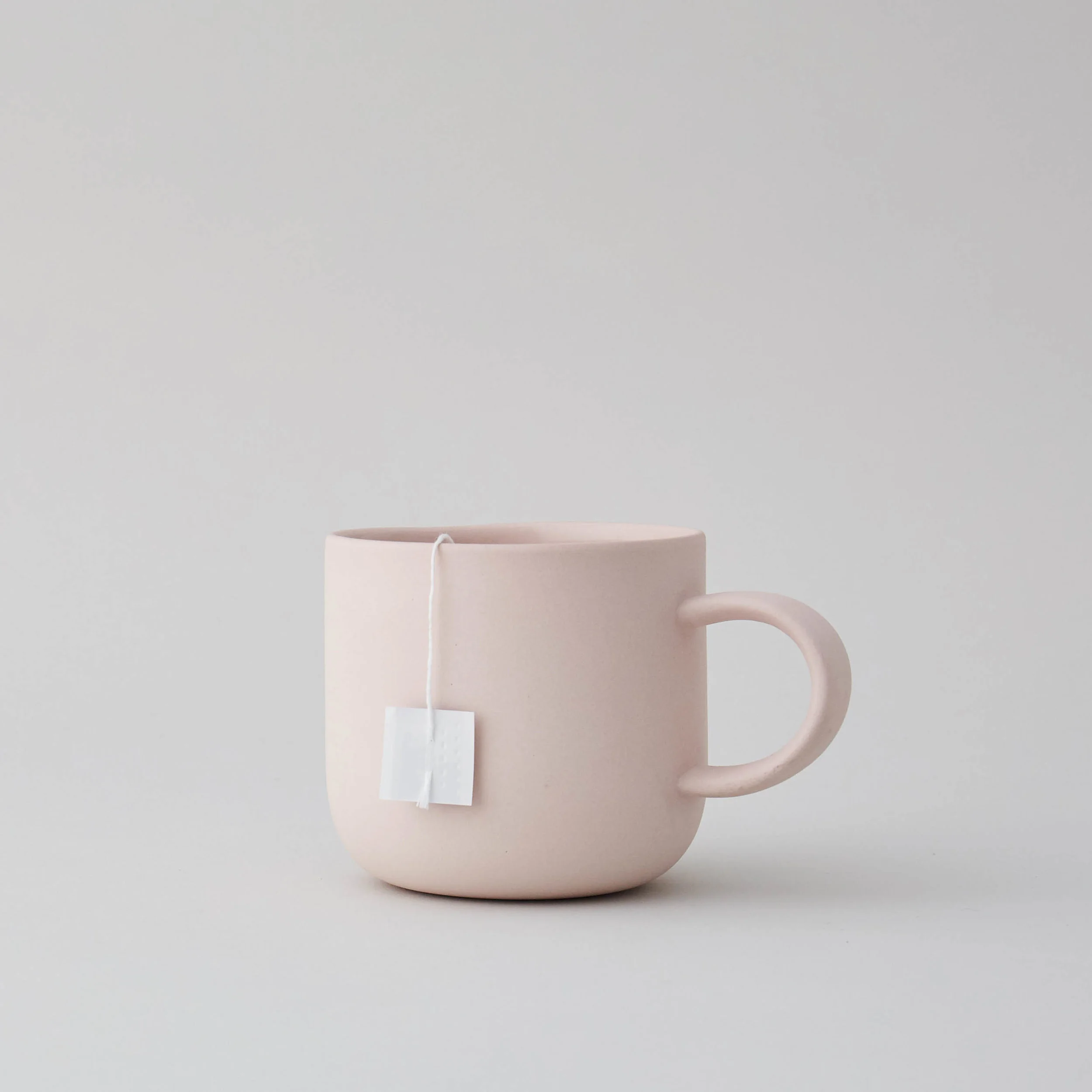 Candyfloss Pink mug w-tea bag.jpg