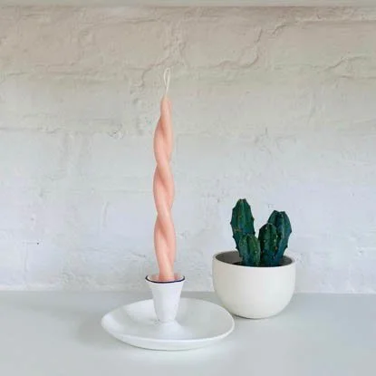 pink twisted candle.jpg