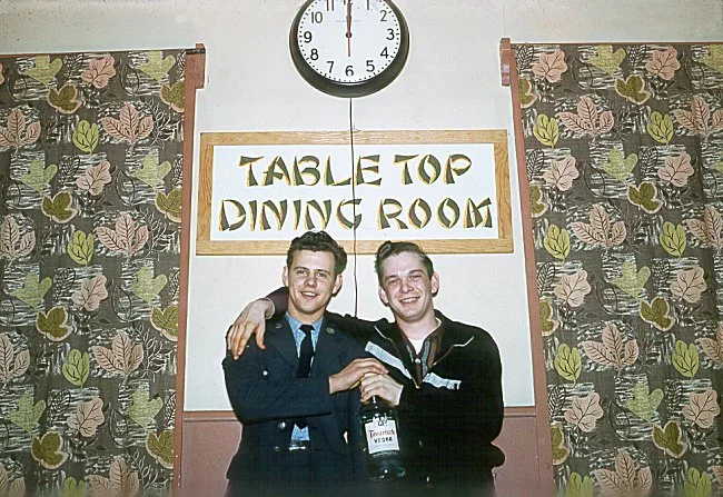 table-top-dinning.jpg