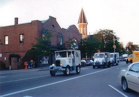 conv1-parade2.jpg