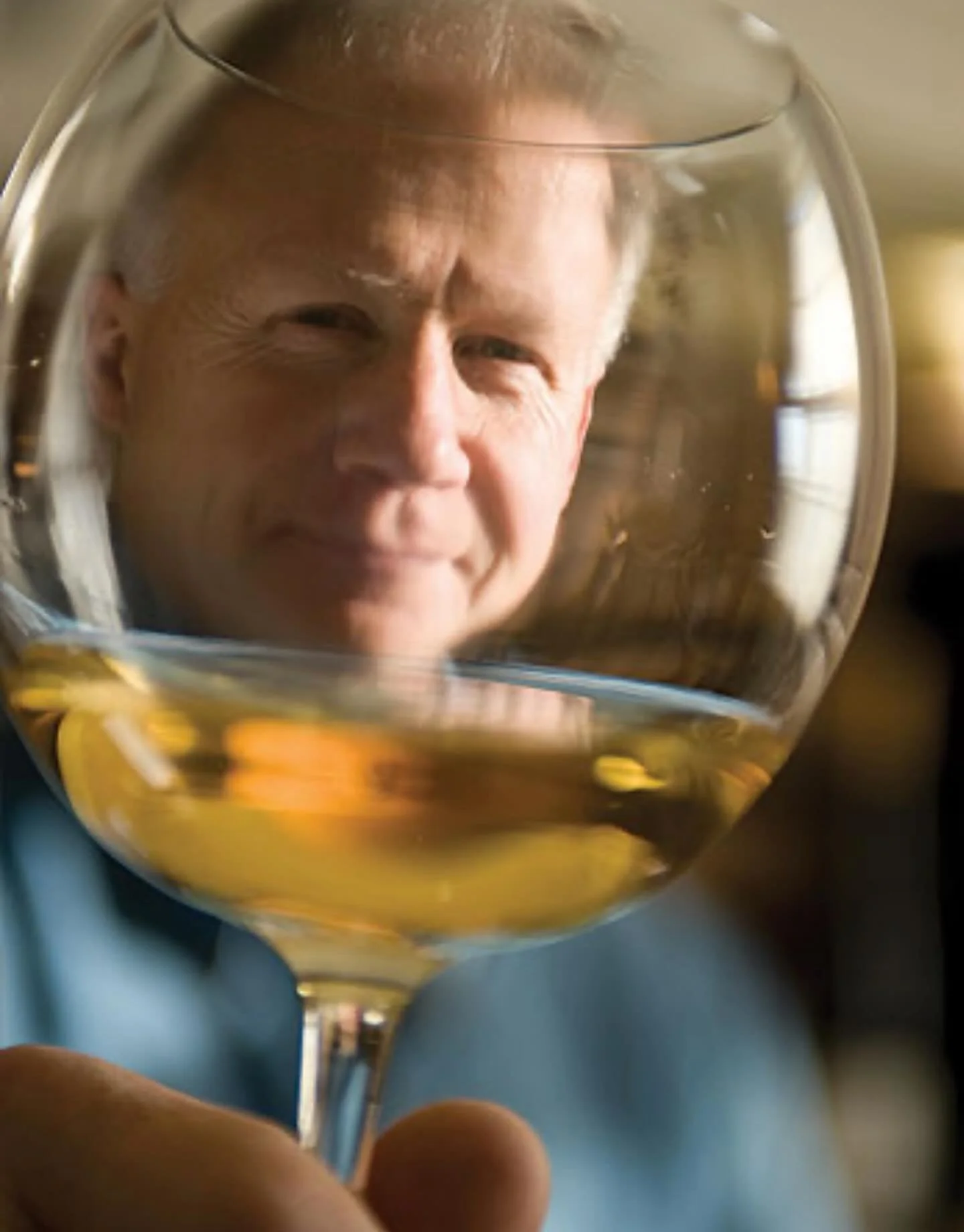 ✨FREE WINE TASTING!!! Justin from National Distributors will be in the house this Tuesday, 10/21, from 5-7PM pouring some fantastic French and Austrian wines from one of our longtime favorite importers: Peter Weygandt (pictured here). Always free, no