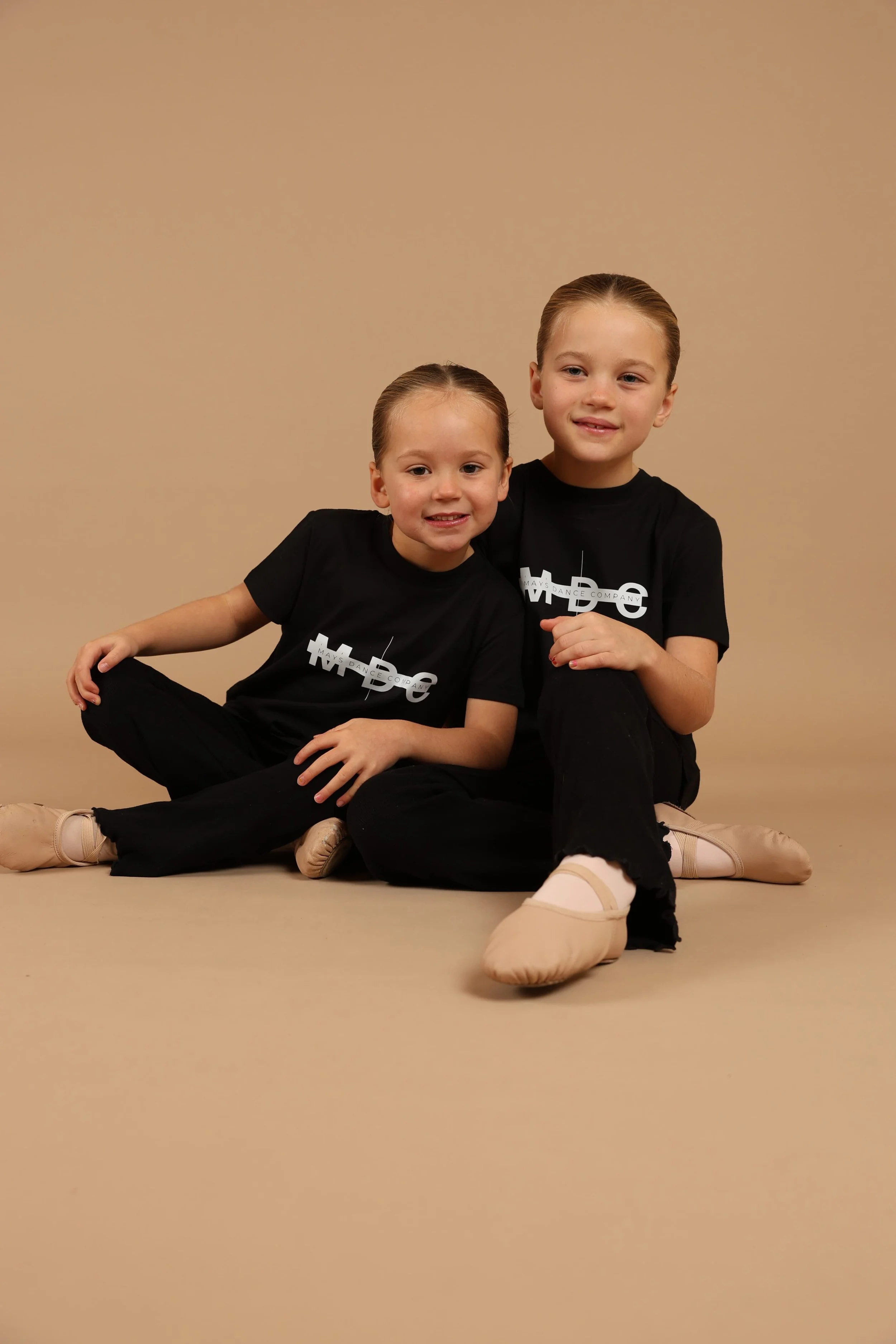 WhatsApp Image 2025-11-23 at 18.08.02 (1).jpeg