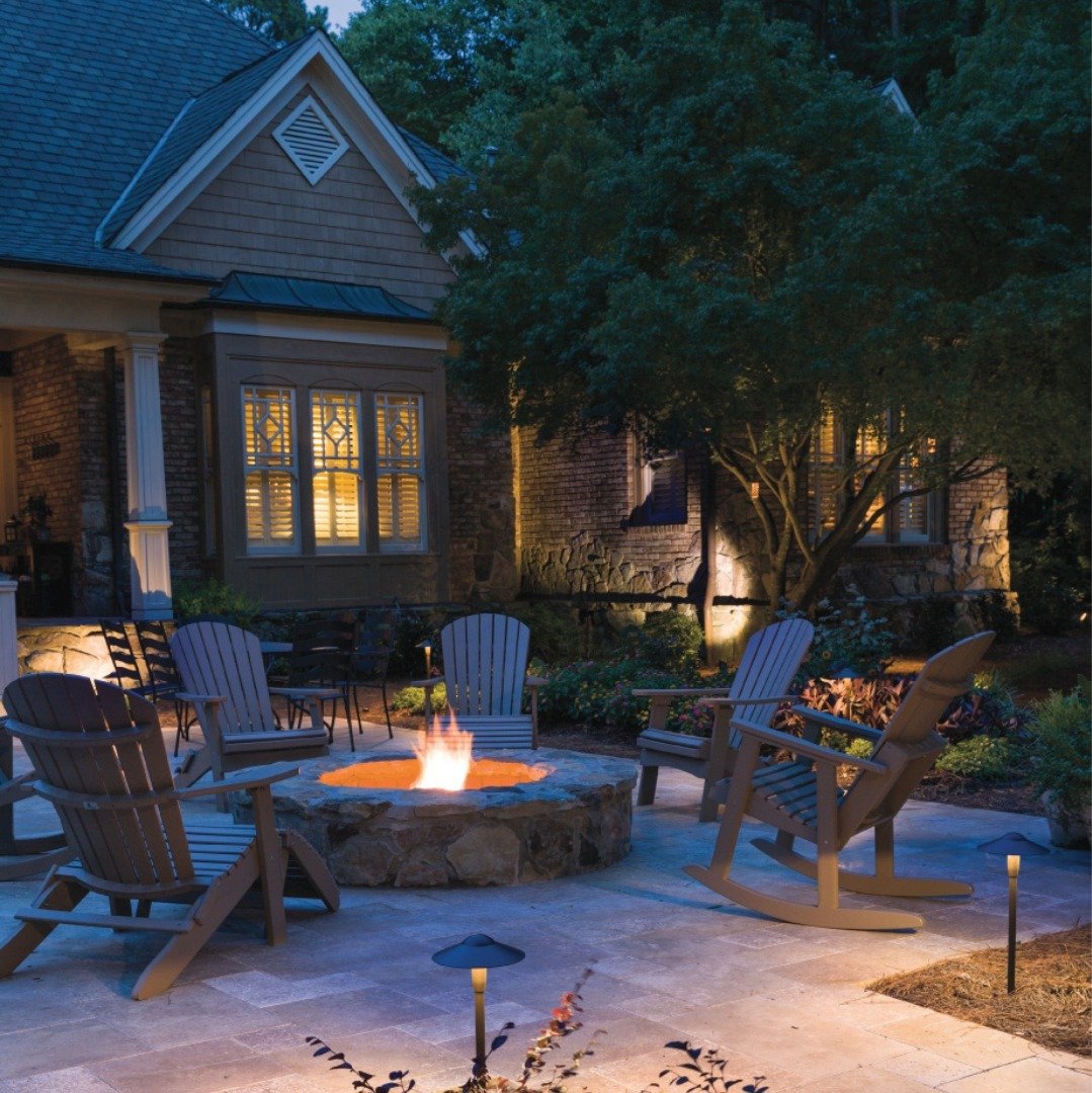 When the stars show up for their cameo, this backyard steals the show. Grab a seat, the night's only just getting started!

#columbuslife #landscapinggoals #backyardbonfire #newfirepit #backyardfire #columbuslandscaping #ohiolandscape #landscapedesig