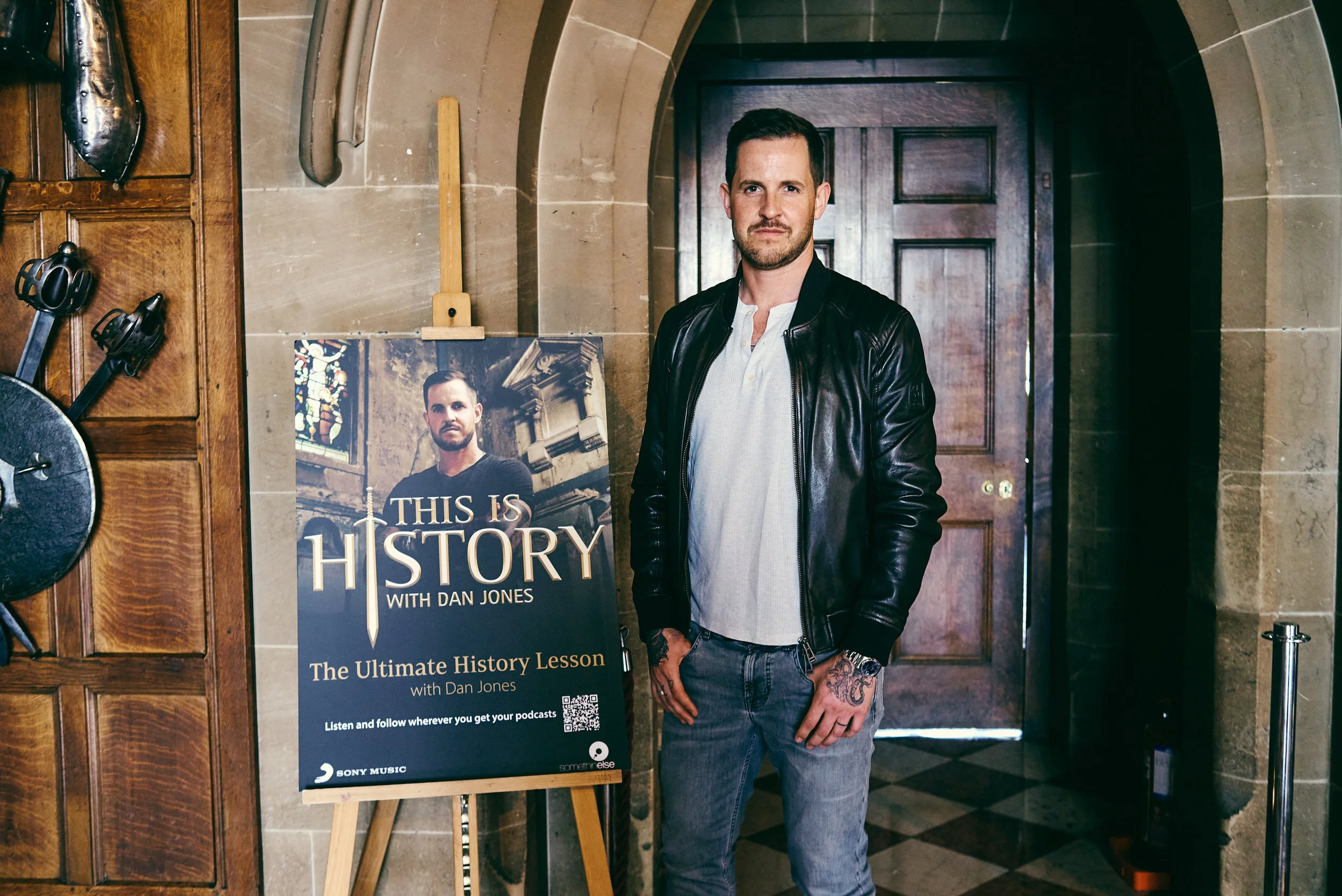 Joe Magowan-Headshots-DSC_0878.jpg