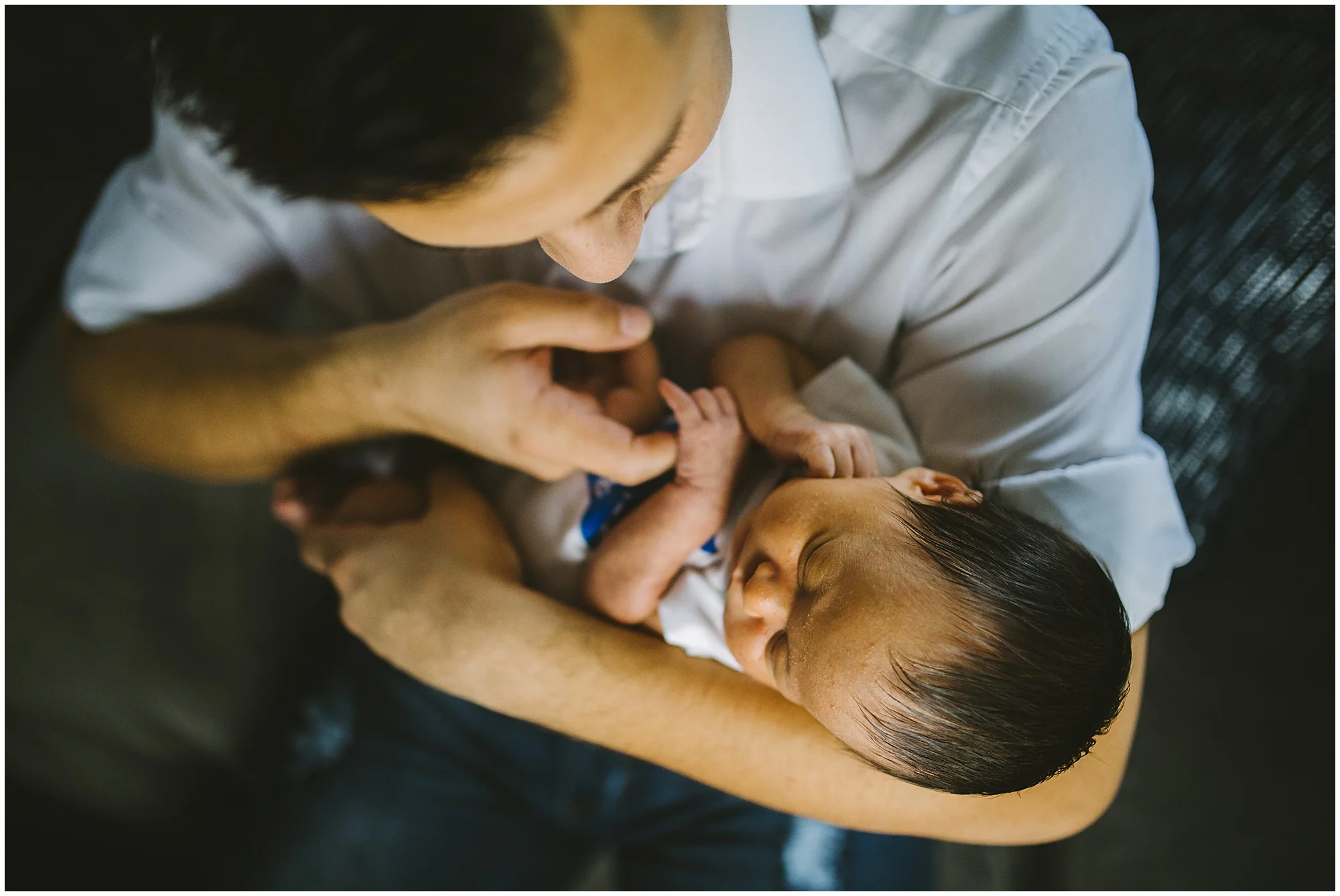 Emily-Lapish-Photo-Film-documentary-newborn-session_0005.jpg