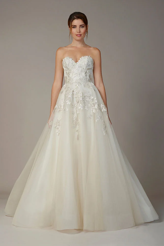Style 7803