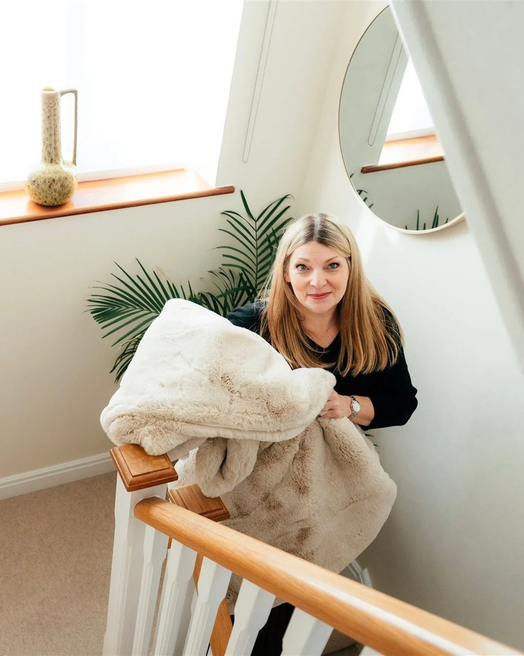 Some might be packing to go away for Christmas, others will be getting prepared to host people. Here's a few top tips on getting your house ready for festive visitors;
- ensure all mundane and personal items are away from sight, think bills, school b