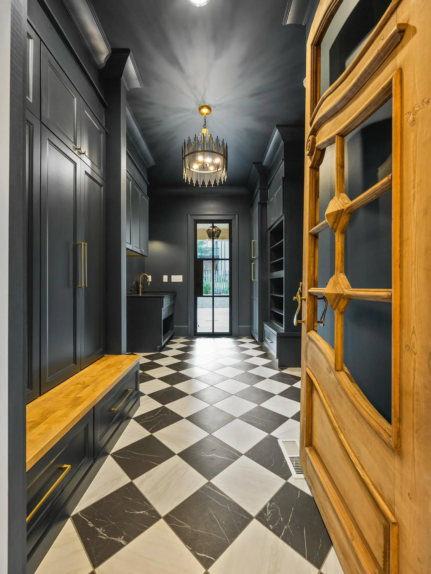 What&rsquo;s your favorite part of this stunning Parade House off Choto Rd? Contact us at hello@stevenscustomhomesllc.com Photos by @elevatedmediaco Home Design and Interior Design by Whitney Shehane Send us a DM for an invite to tour our other stunn