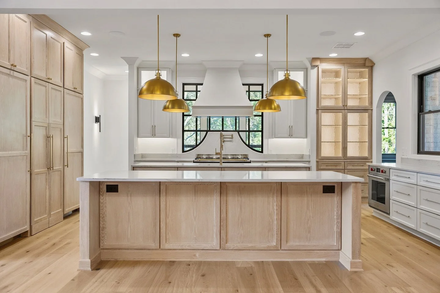 We love this kitchen from our Parade House. Thanks to all of the amazing companies that helped make this project possible. Pictures by @elevatedmediaco #newconstruction #customhome #interiordesign #knoxville #kitchen #kitchendesign