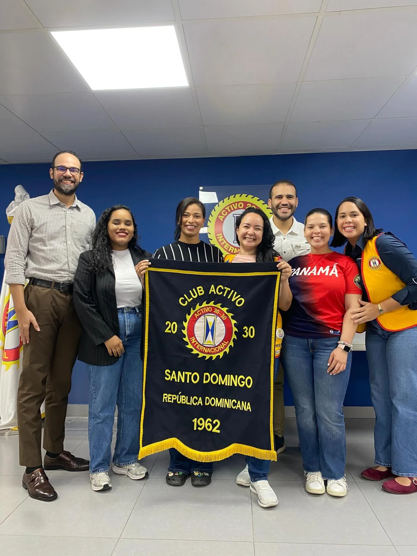 ✨ Ayer jueves 9 de abril celebramos nuestra reuni&oacute;n del Club Activo 20-30 de Santo Domingo Incorporado, en un ambiente sumamente ameno, lleno de energ&iacute;a positiva, confraternidad y esp&iacute;ritu de servicio. 🤝💙

Cada encuentro nos pe