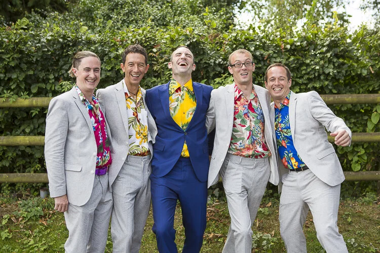 suit with hawaiian shirt