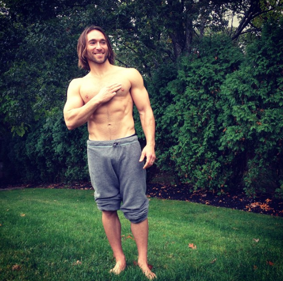 5 Ways to Be Happy Now From Wellness Expert Adam Rosante