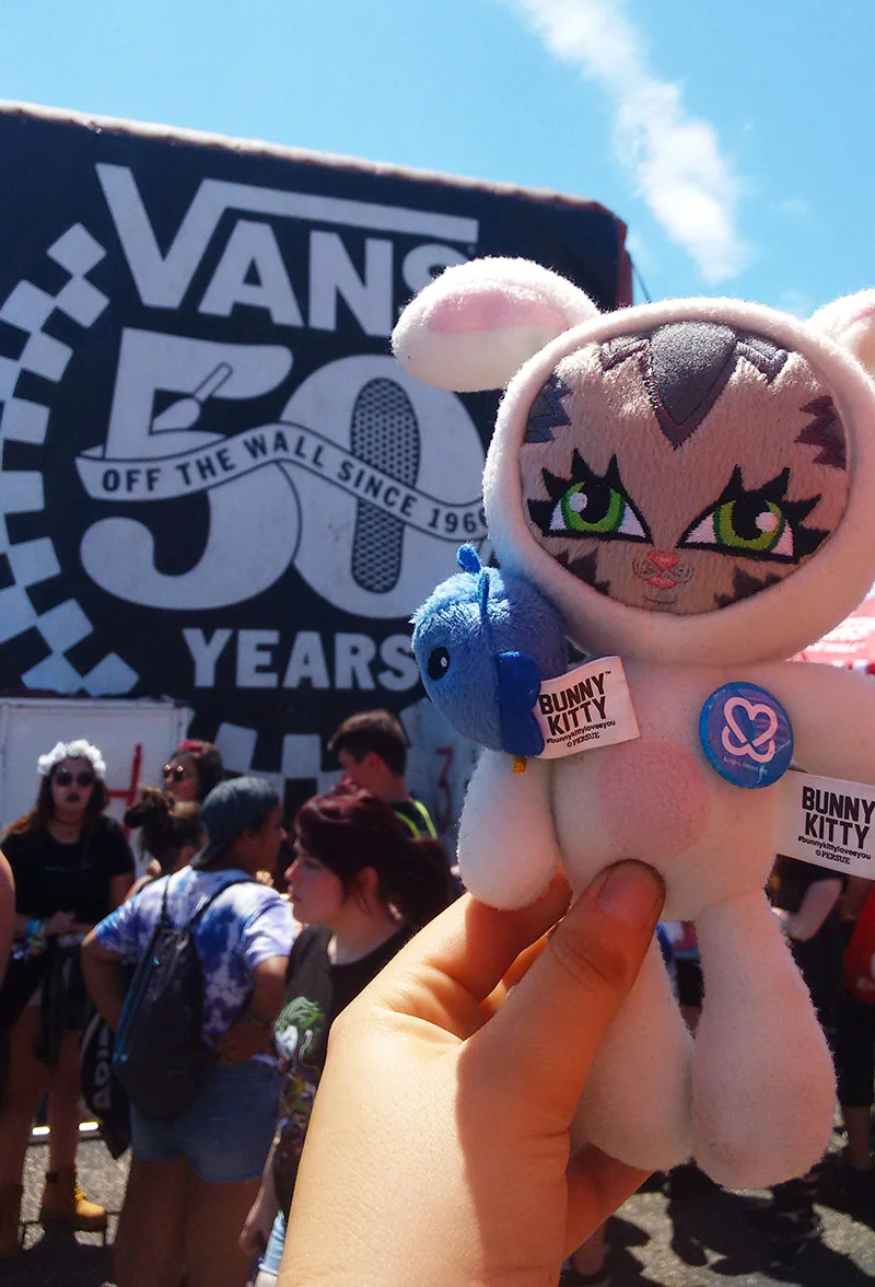 This Is What A Bunny Kitty Does On Vans Warped Tour!