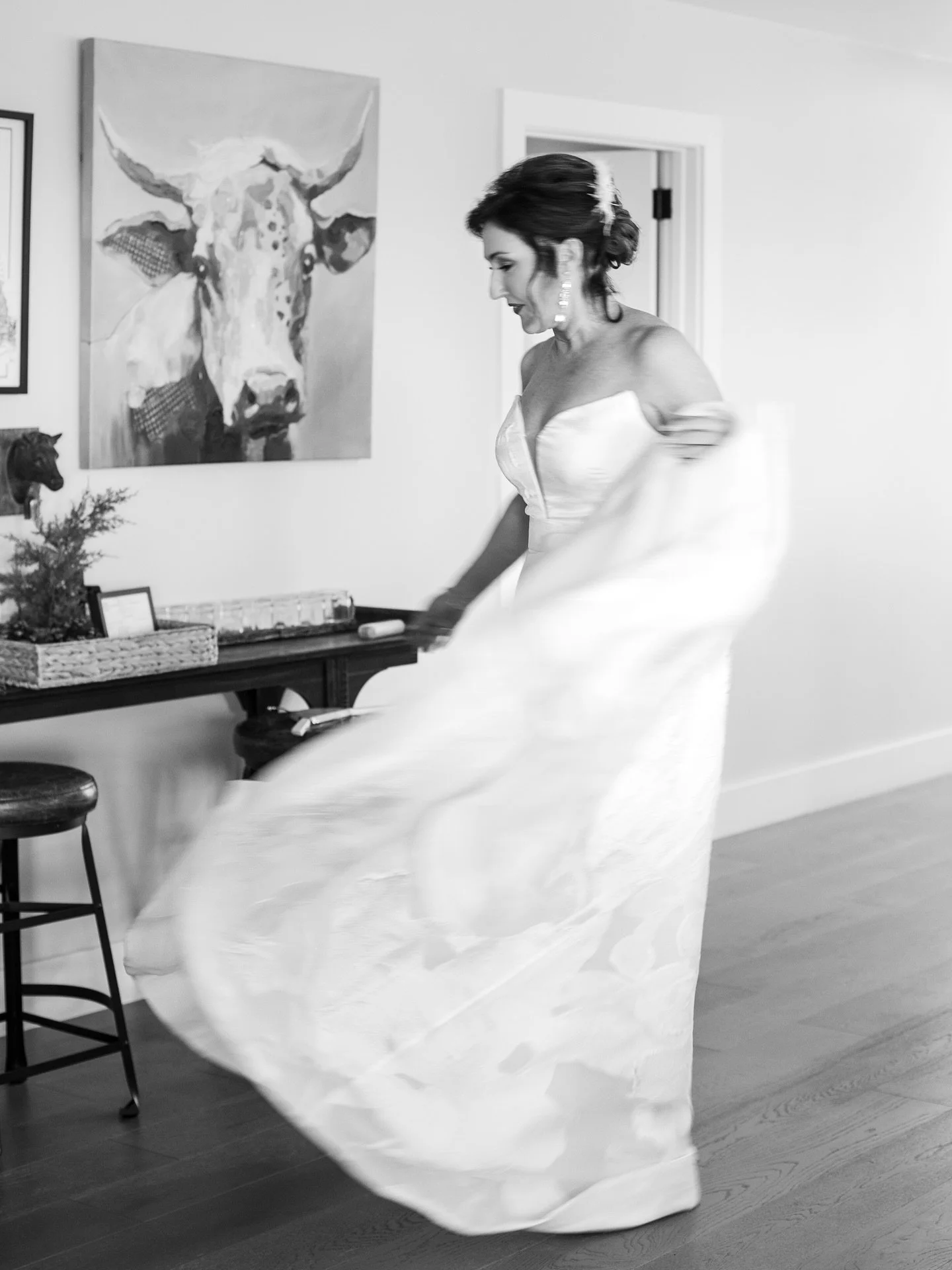 The Farmhouse &mdash; our favorite &lsquo;getting ready&rsquo; spot for your special day 

The Farmhouse is available to be booked in conjunction with The Barn for your wedding weekend. Find more details on this vacation rental on our website! 

#202