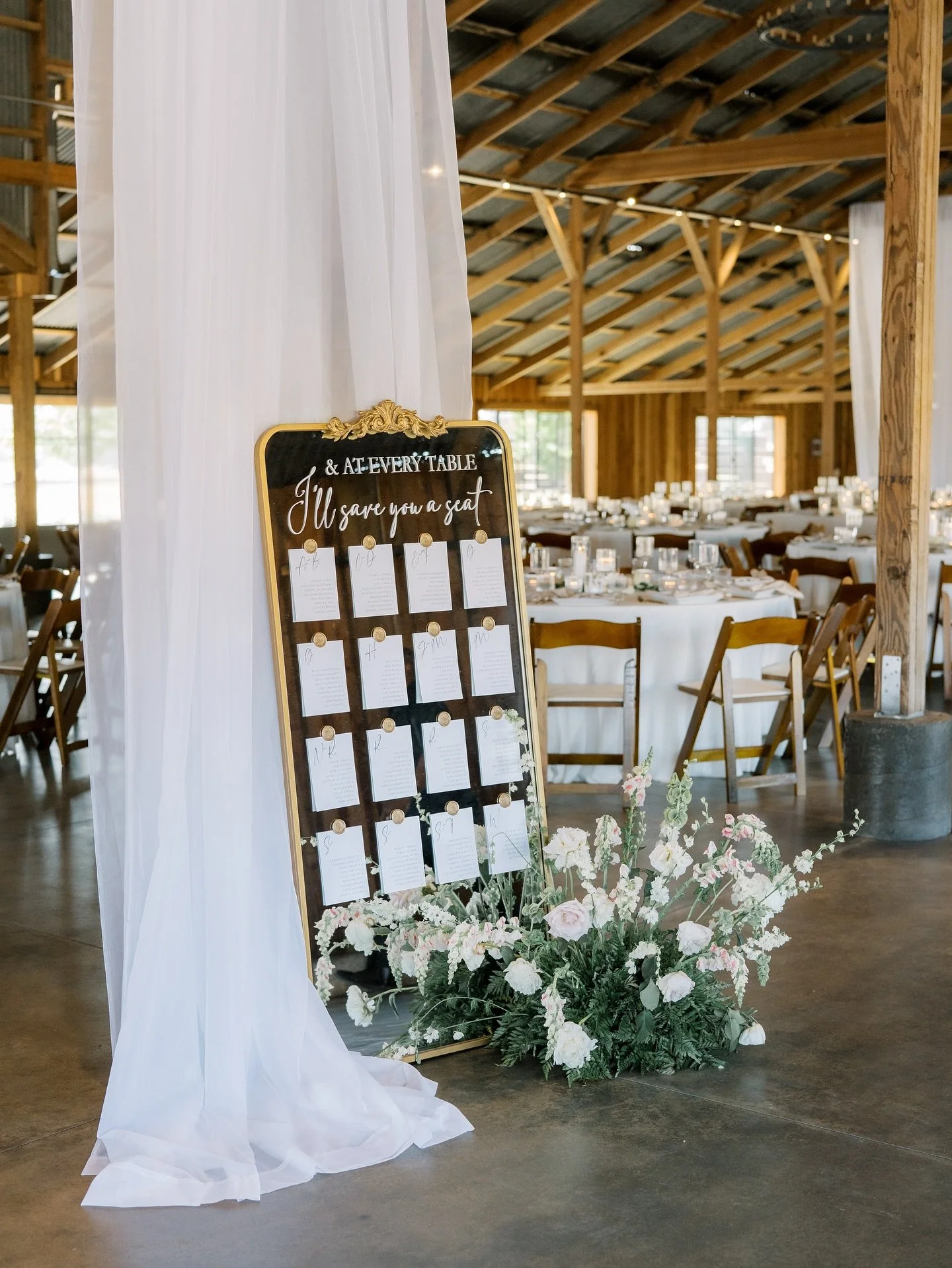 I just want you 🎶 

Photography: @alexandriamarie.photo 
Planning + Design: @sevenohsevenevents 
Flowers: @vandafloraldesign 
Stationary + Signage: @hallmarkedco 
Letters: @alphalit.northbay 
Venue: @gamboninifamilyranch 

#2026Bride #2027Bride #Eve