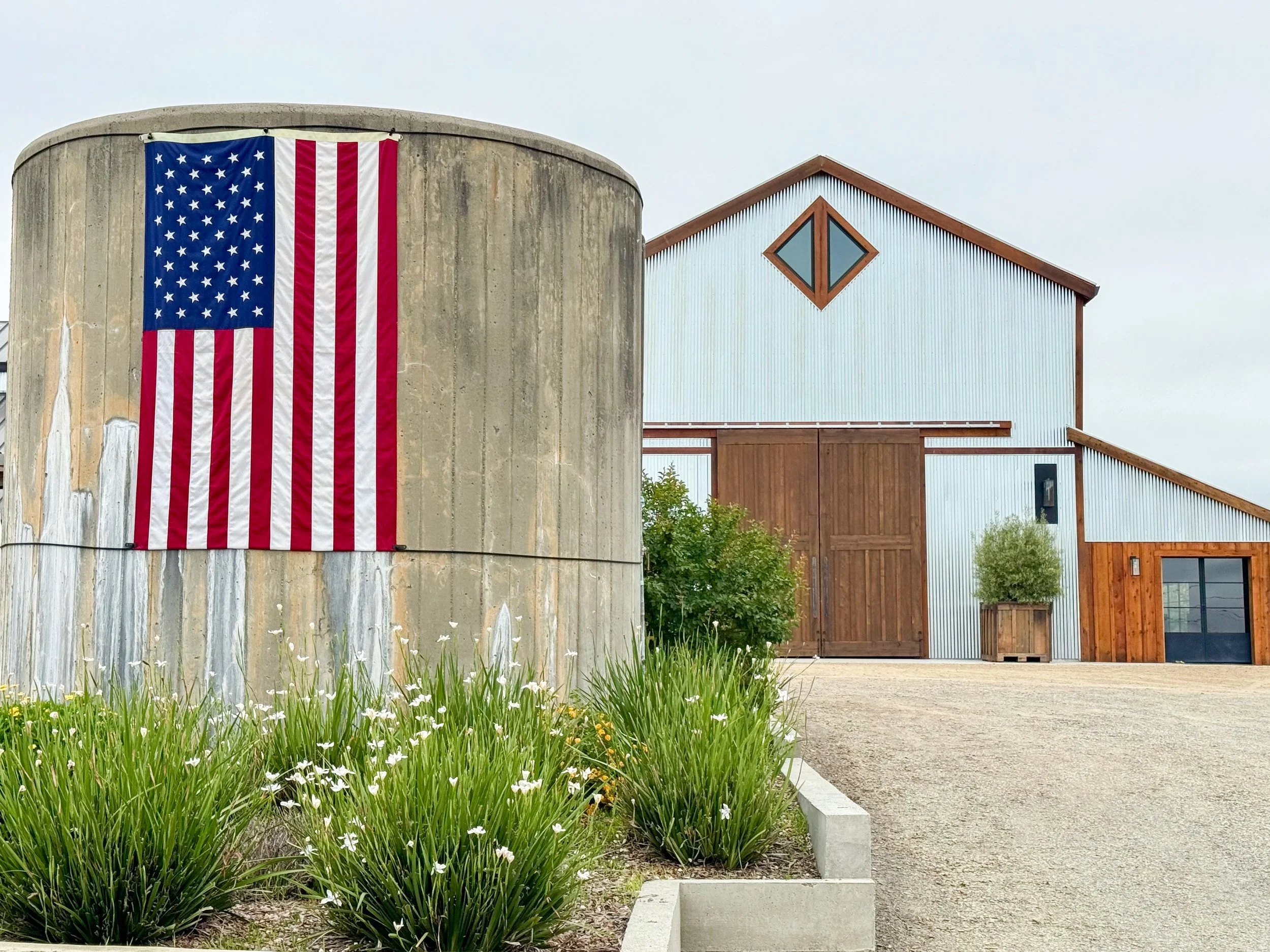 Today, we remember the brave men and women who gave their lives in service to our country and the freedoms we hold dear. From all of us at Gambonini Family Ranch, we wish you a meaningful Memorial Day. 🇺🇸
