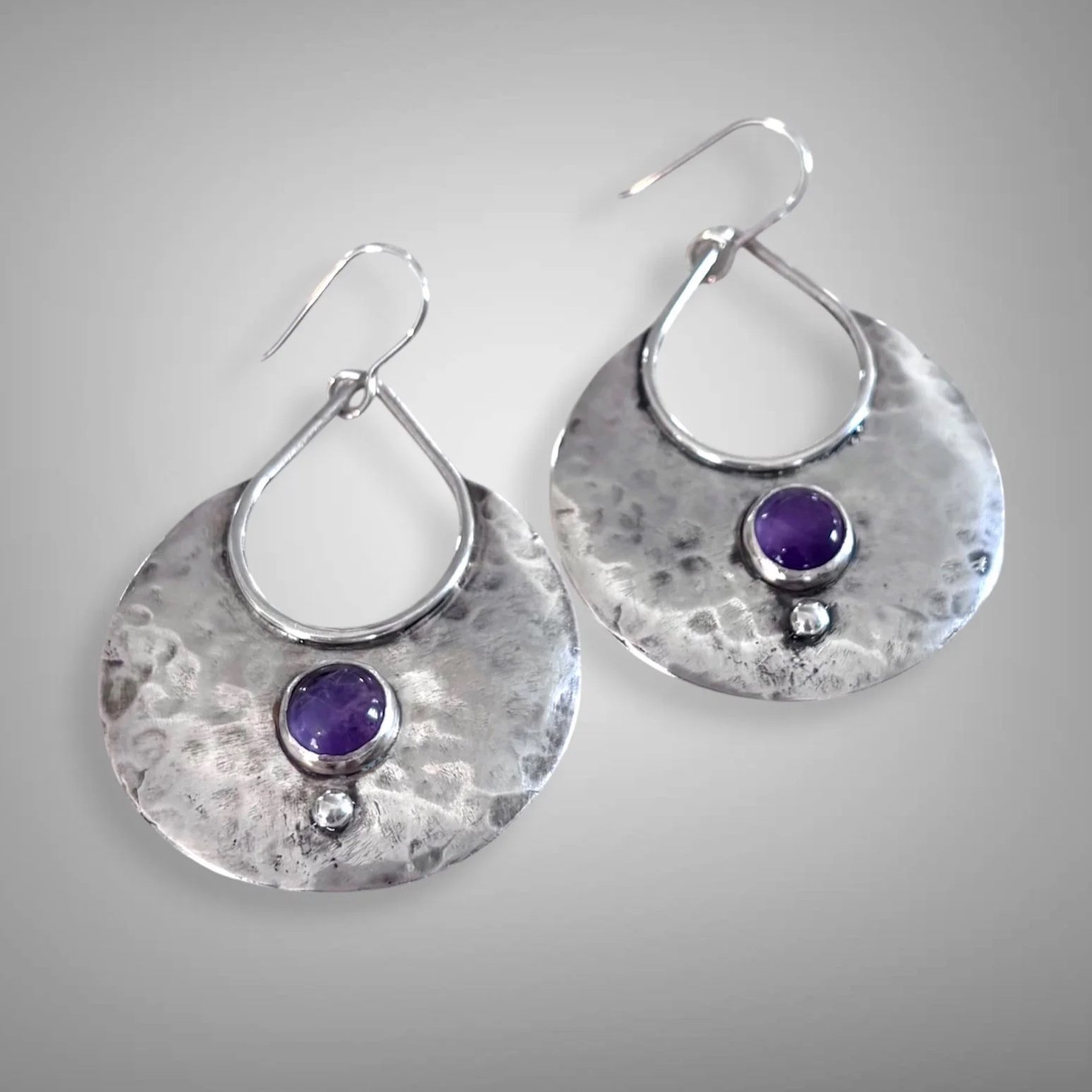 Moon+Disc+w+Amethyst.jpg