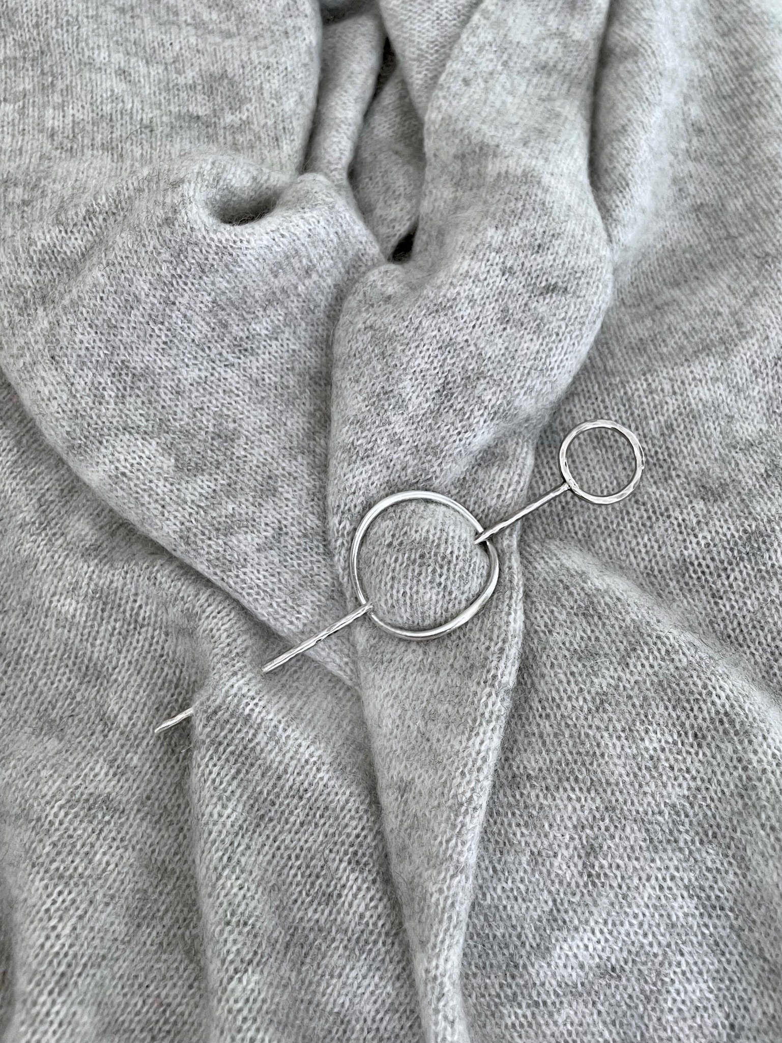 Orig Hair Pin w:Circle 2.jpeg