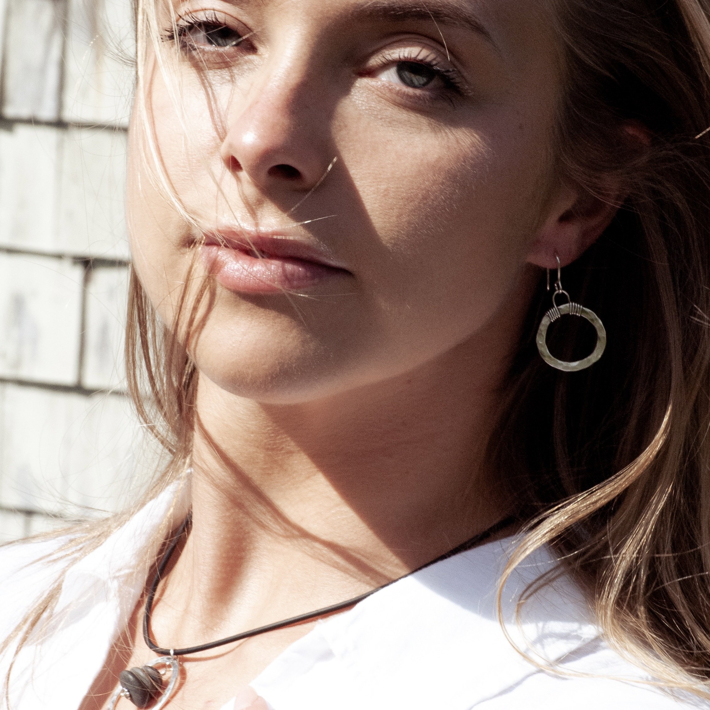 Sig Hoops Sm Model.jpg
