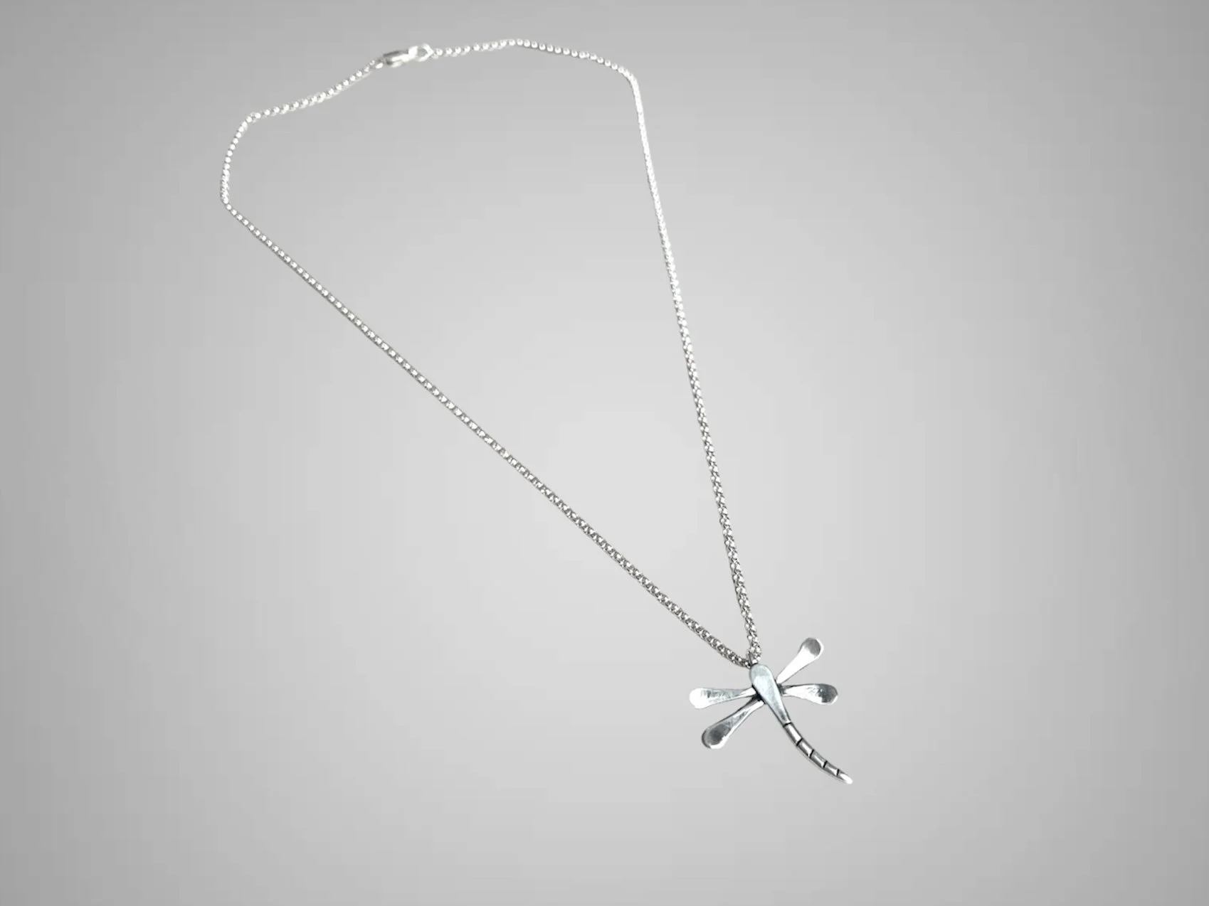 Dragonfly Necklace-Sm c.jpg