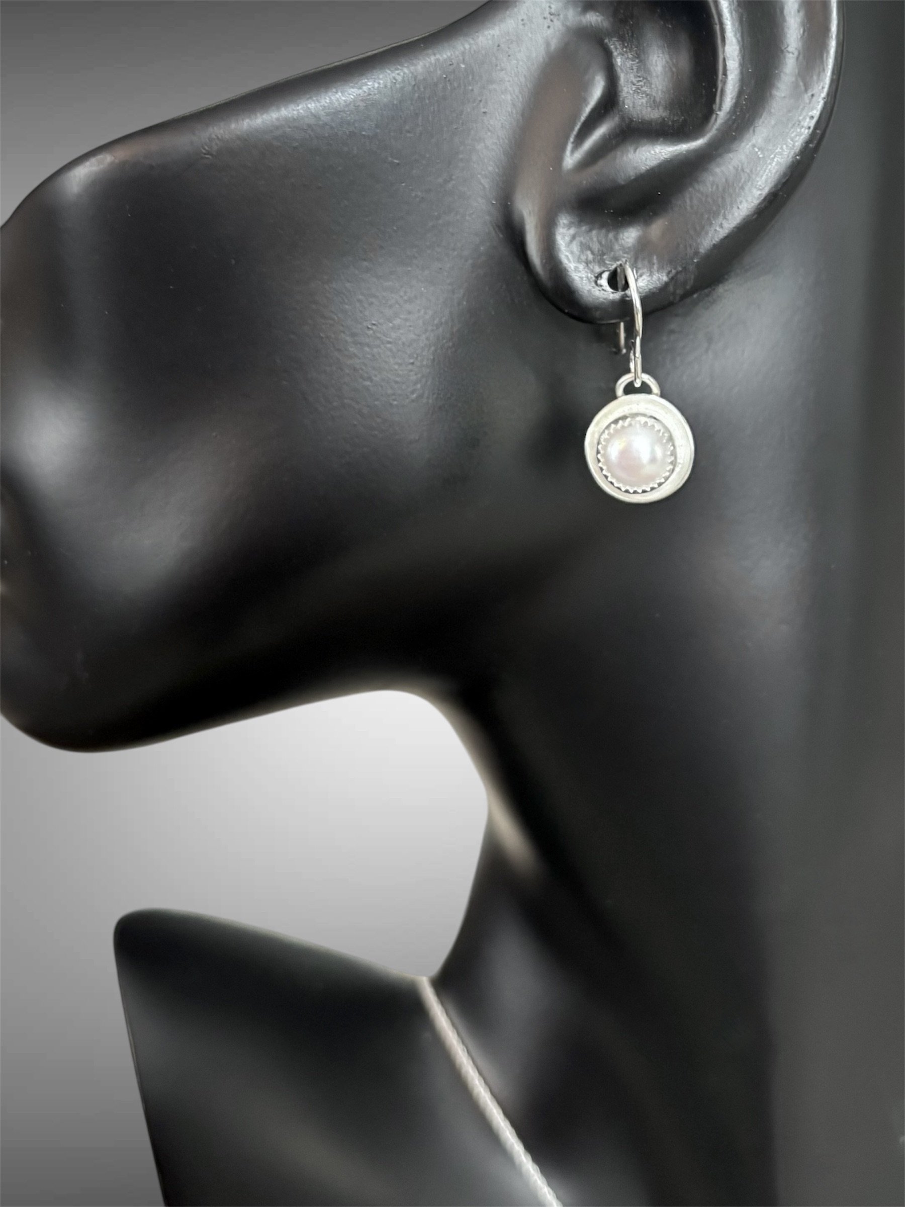 Concave Disc w fwp White Earring Model.jpg