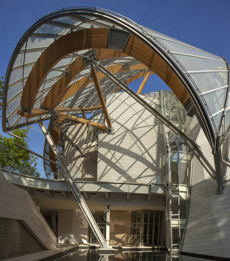 1._Frank_Gehry_Fondation_Louis_Vuitton_-_©2014_Todd_Eberle.jpg