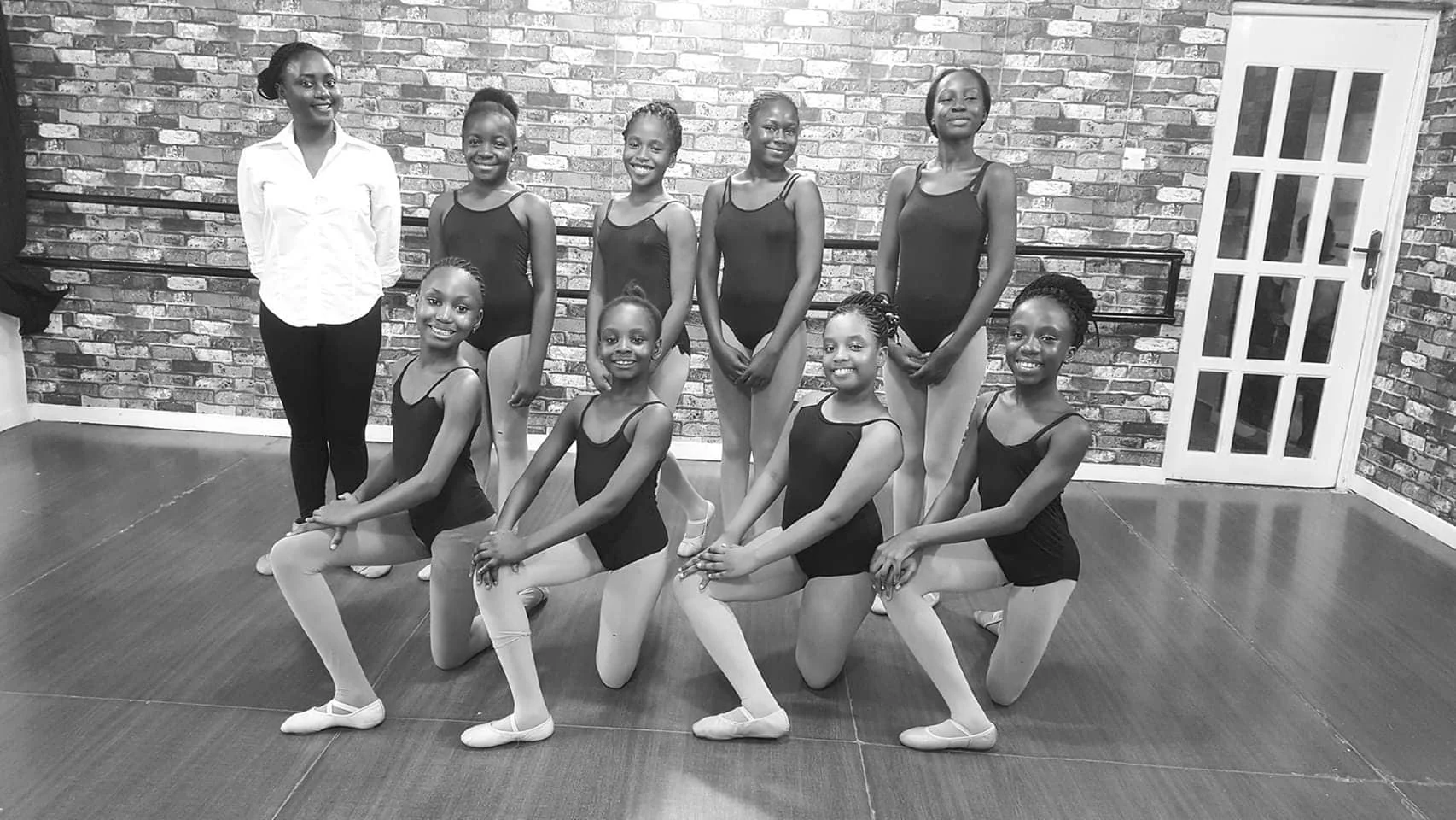 Esther Oladipupo with students in Nigeria. Photo courtesy of Kingdom Ballet Company