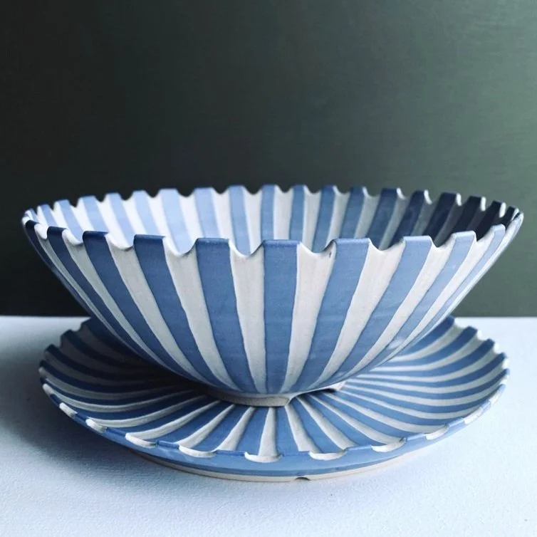 Scallop+platter+grey%3Awhite+large.jpg