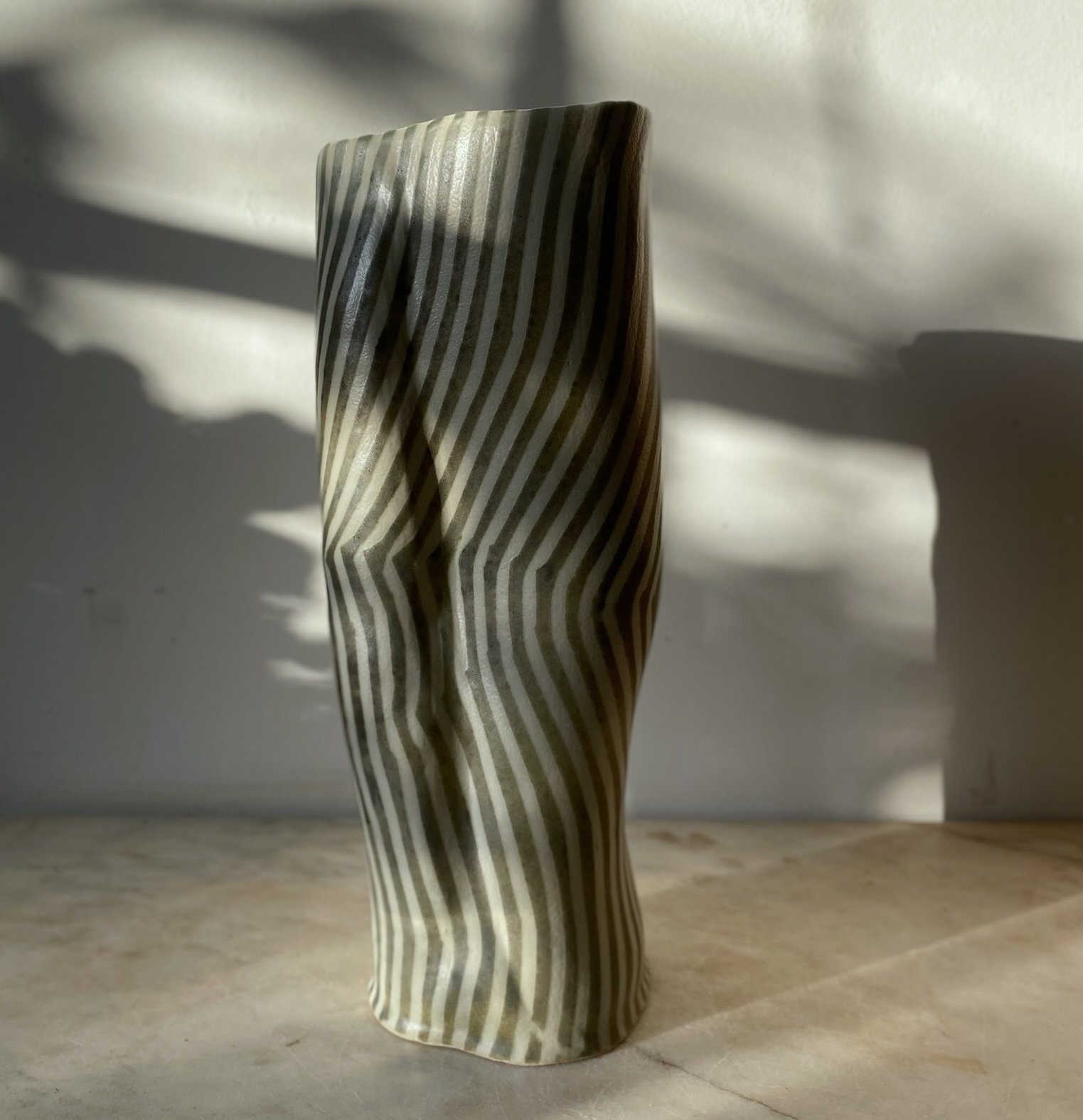 Vase grain thin.jpeg