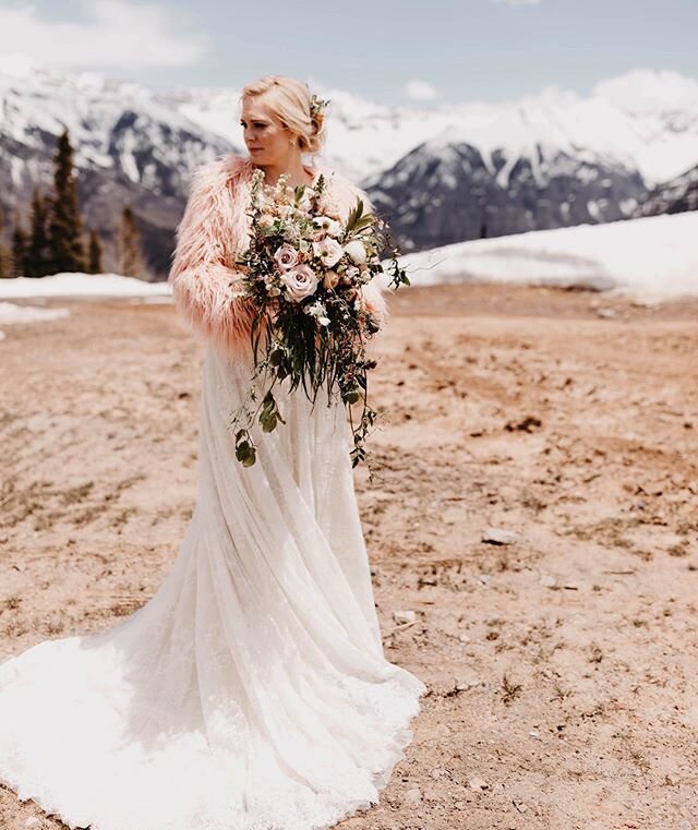 On cloud 9 ☁️ &bull;
&bull;
&bull;
Along side: @rachelantigua